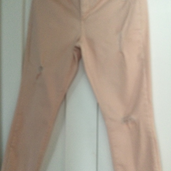 Like New Pink Skinny Jeans - Picture 10 of 12